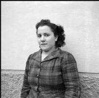 [Automobile incidentata ; Bambini ; Ritratto di giovane donna : 15 dicembre 1949