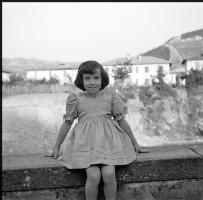 [Gruppi di persone al fiume ; Ritratti : 10 luglio 1949