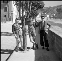 [Squadra di calcio di Galeata ; Gruppi di persone in esterno : 10 aprile 1949