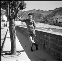 [Squadra di calcio di Galeata ; Gruppi di persone in esterno : 10 aprile 1949