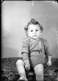 [Ritratti, aprile 1949